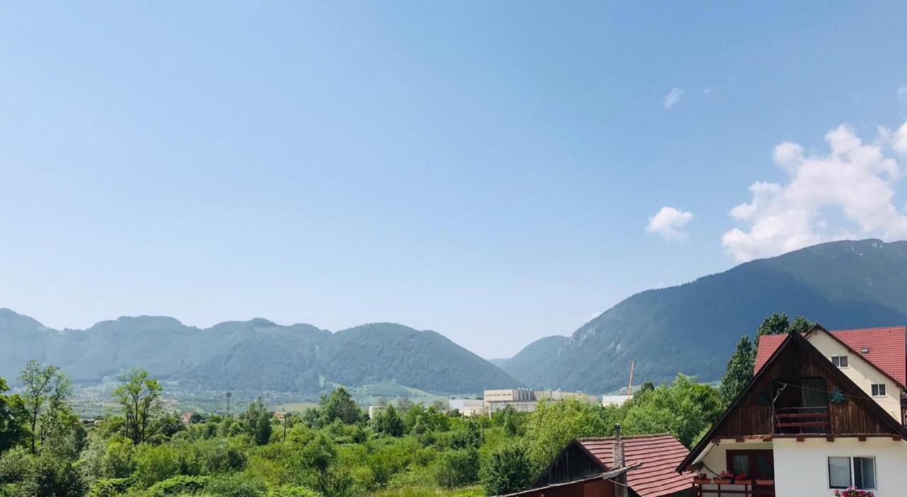 Piatra Craiului Residence Zărneşti Kültér fotó